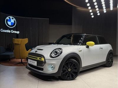 White silver metallic metalizowany Używany 2020 Mini Cooper SE Hatch Hatchback | 64 900 zł