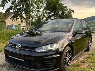 Czarny Używany 2014 VW Golf VII GTD Hatchback | 46 700 zł (Uczciwa cena)