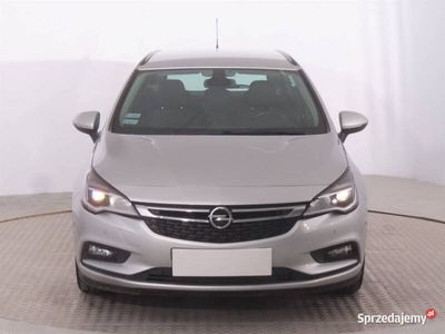 używany Opel Astra 1.6 CDTI