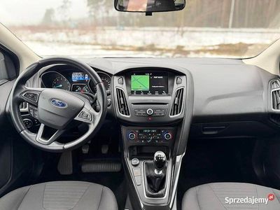 Szary Używany 2017 Ford Focus Hatchback | 28 600 zł (Dobra cena)