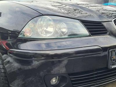 Używany Seat Ibiza 80 KM (58 kW) 2003 Czarny Hatchback