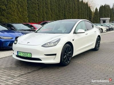 Biały Używany 2023 Tesla Model 3 Sedan/Limuzyna | 102 900 zł