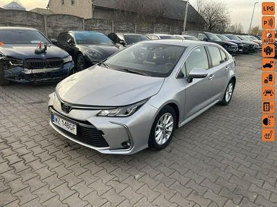 Srebrny Używany 2023 Toyota Corolla Sedan/Limuzyna | 35 900 zł
