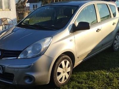 Używany Nissan Note 81 KM (59 kW) 2012 Srebrny Hatchback