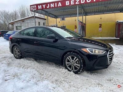 Używany Hyundai Elantra 2016 Czarny Sedan/Limuzyna