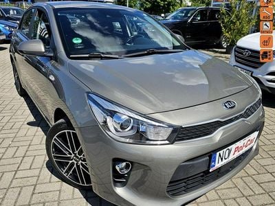 Używany Kia Rio 100 KM (73 kW) 2017 Szary Hatchback
