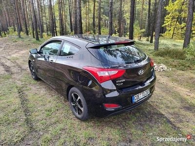 Używany Hyundai i30 2014 Czarny Coupe
