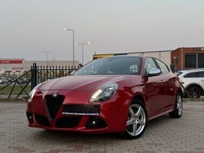 używany Alfa Romeo Giulietta 1.6 Wersja Sportiva Piękny kolor Competizione Rosso