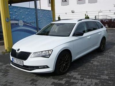 Biały Używany 2016 Skoda Superb Kombi | 51 900 zł (Uczciwa cena)
