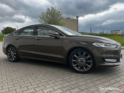 Używany Ford Mondeo Vignale 2017 Brązowy Sedan/Limuzyna