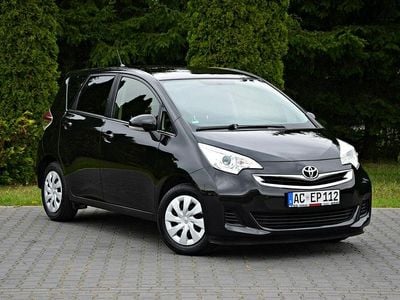 Czarny Używany 2014 Toyota Verso-S Minivan | 31 900 zł