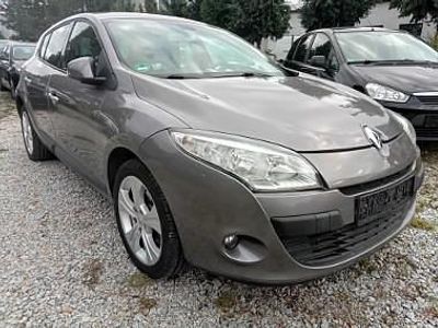 Używany Renault Mégane III 130 KM (95 kW) 2010 Srebrny Hatchback