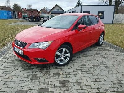 Używany Seat Leon 85 KM (62 kW) 2015 Czerwony Hatchback