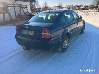 Niebieski Używany 2001 VW Passat Sedan/Limuzyna | 4200 zł (Dość drogi)