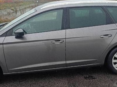 Używany Seat Leon 150 KM (110 kW) 2015 Grafitowy Sedan/Limuzyna