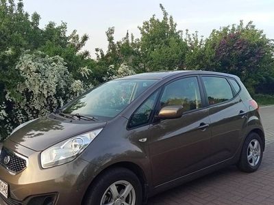 Używany Kia Venga 90 KM (66 kW) 2014 Brązowy Hatchback