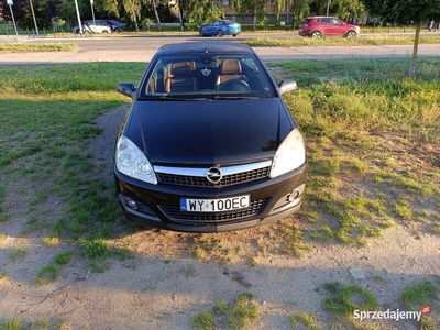 Używany Opel Astra Cabriolet 2008 Czarny Kabriolet