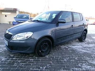 Szary Używany 2011 Skoda Fabia Hatchback | 13 900 zł (Uczciwa cena)