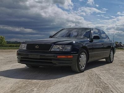 Używany Lexus LS400 1996 Czarny Sedan/Limuzyna