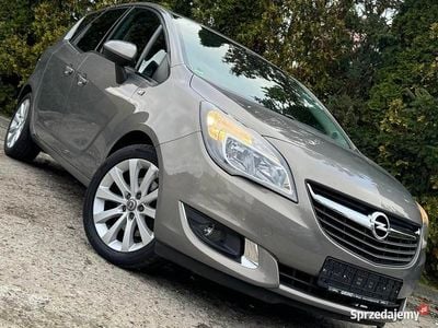 Używany Opel Meriva 2014 Beżowy Minivan