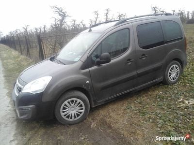 Używany Peugeot Partner Tepee 2017 Brązowy Minivan