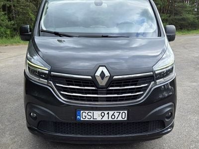 Używany Renault Trafic 120 KM (88 kW) 2019 Brązowy (metalik) Minivan