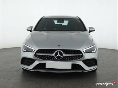 Mercedes CLA200