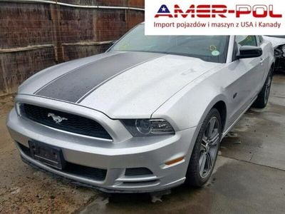 Używany Ford Mustang 305 KM (224 kW) 2013 Srebrny Coupe