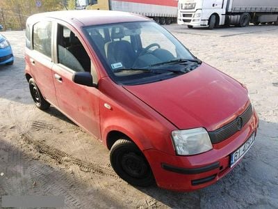 Używany Fiat Panda 54 KM (39 kW) 2006 Czerwony Hatchback