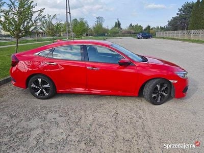 Czerwony Używany 2018 Honda Civic Sedan/Limuzyna | 66 900 zł