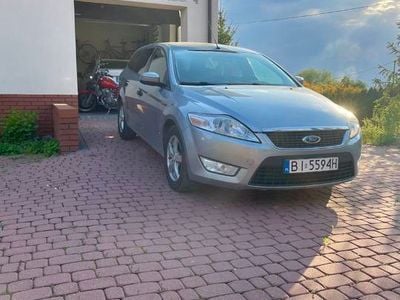 Używany Ford Mondeo 2009 Srebrny Kombi