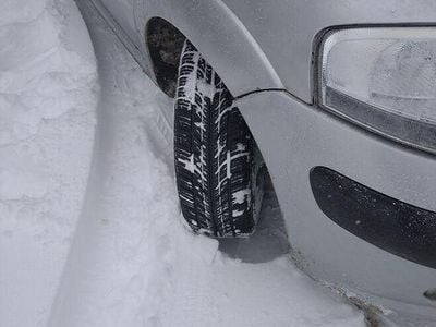 Używany Citroën C3 2008 Srebrny Hatchback