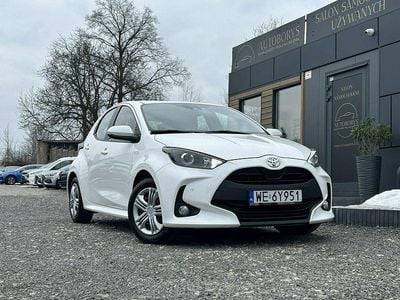 Używany Toyota Yaris 125 KM (91 kW) 2022 Biały (metalik) Hatchback