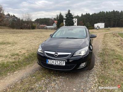 używany Opel Astra 1.4T Navi Ksenon Bogate wyposażenie