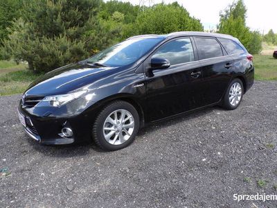 Toyota Auris Hybrid