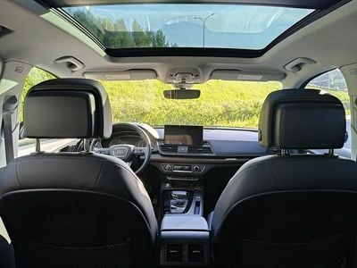 Używany Audi Q5 2023 Szary SUV