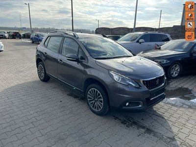 używany Peugeot 2008 1.2dm 82KM 2018r. 91 200km