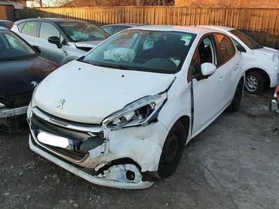 Używany Peugeot 208 102 KM (75 kW) 2019 Biały Hatchback