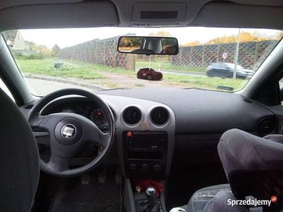 Używany Seat Cordoba 2003 Sedan/Limuzyna