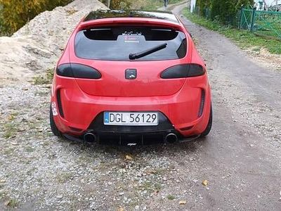 Czerwony Używany 2006 Seat Leon | 11 000 zł