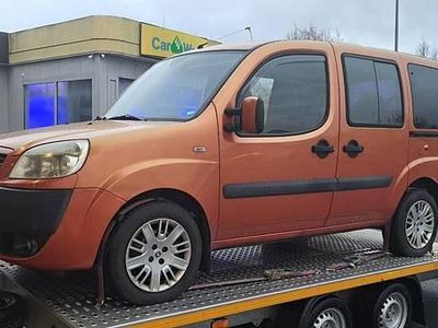 Złoty Używany 2006 Fiat Doblò Minivan | 13 500 zł (Dobra cena)