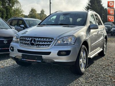 Używany Mercedes ML500 306 KM (225 kW) 2005 Srebrny SUV