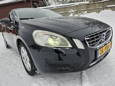 używany Volvo V60 I 1.6T 180ps_Xenon_Parktronik_Efektowny_Zadbany_Stan BDB_OPŁACONY_
