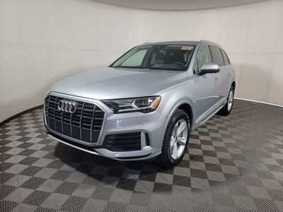 używany Audi Q7 2dm 261KM 2022r. 17 000km