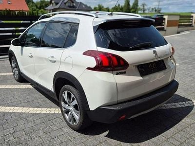 Biały Używany 2017 Peugeot 2008 SUV | 37 300 zł (Uczciwa cena)