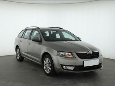 Używany Skoda Octavia 140 KM (102 kW) 2013 Szary Kombi