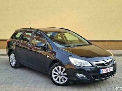 używany Opel Astra 2012r 1.6 Benzyna 141tyś Przebiegu Pół-skóry