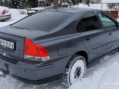 Grafitowy Używany 2006 Volvo S60 Sedan/Limuzyna | 16 900 zł (Dobra cena)