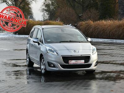 Srebrny (metalik, perła) Używany 2015 Peugeot 5008 Minivan | 24 900 zł