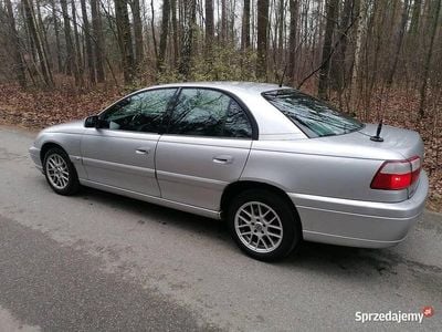 Srebrny Używany 2001 Opel Omega Sedan/Limuzyna | 4900 zł